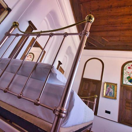 Boutique Hotel Praga Gjirokastra Szoba fotó