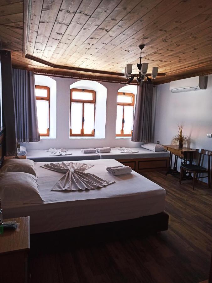 Boutique Hotel Praga Gjirokastra Kültér fotó