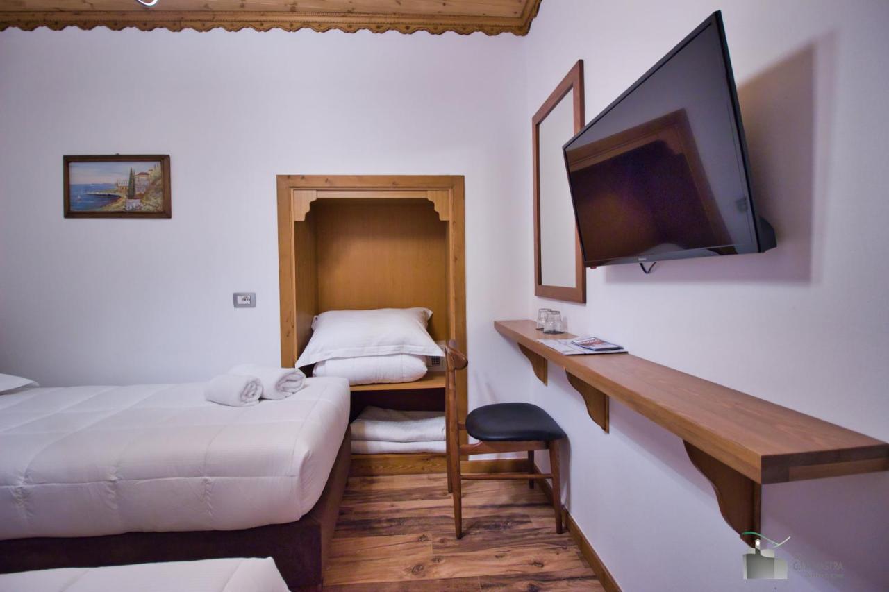 Boutique Hotel Praga Gjirokastra Kültér fotó