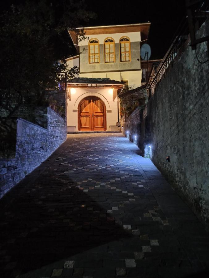 Boutique Hotel Praga Gjirokastra Kültér fotó