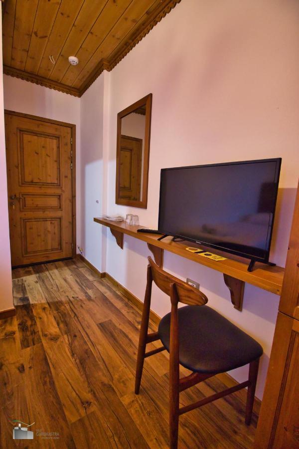 Boutique Hotel Praga Gjirokastra Kültér fotó