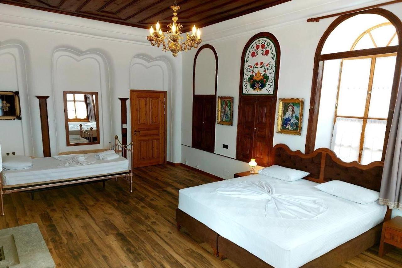 Boutique Hotel Praga Gjirokastra Kültér fotó