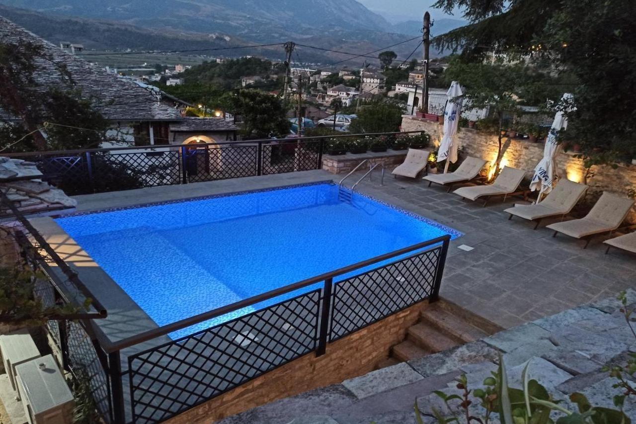 Boutique Hotel Praga Gjirokastra Kültér fotó